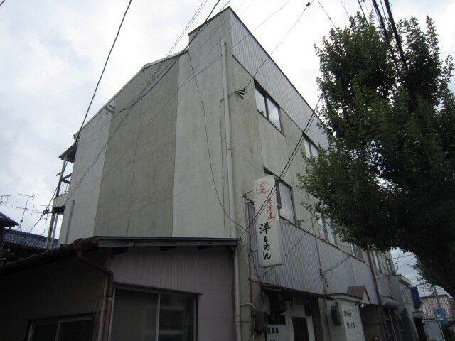 河原ハウスの物件外観写真