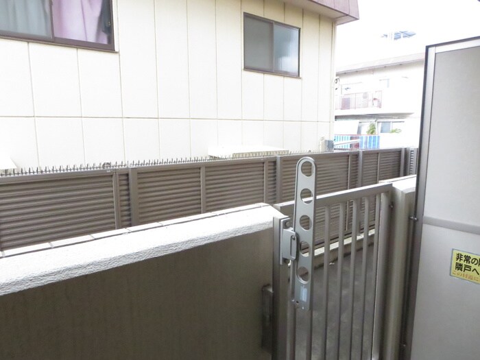 物件内観写真16　(室内からの展望)