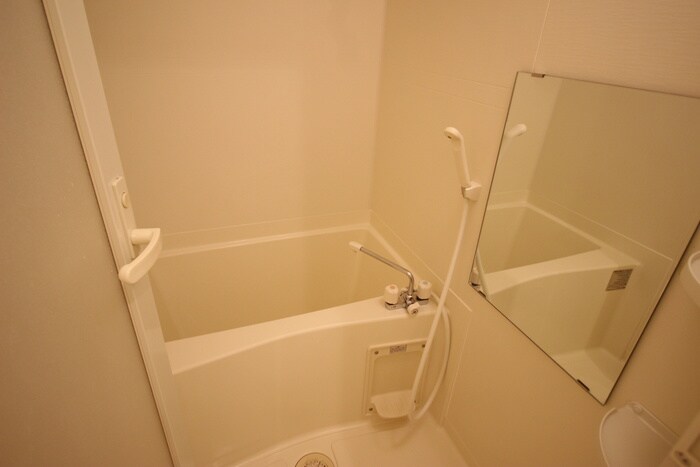 物件内観写真10　(バス／シャワールーム等)