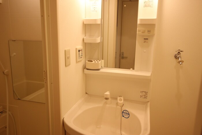 物件内観写真11　(洗面)