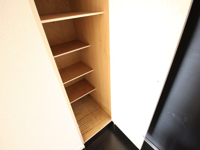 物件内観写真16　(靴箱)