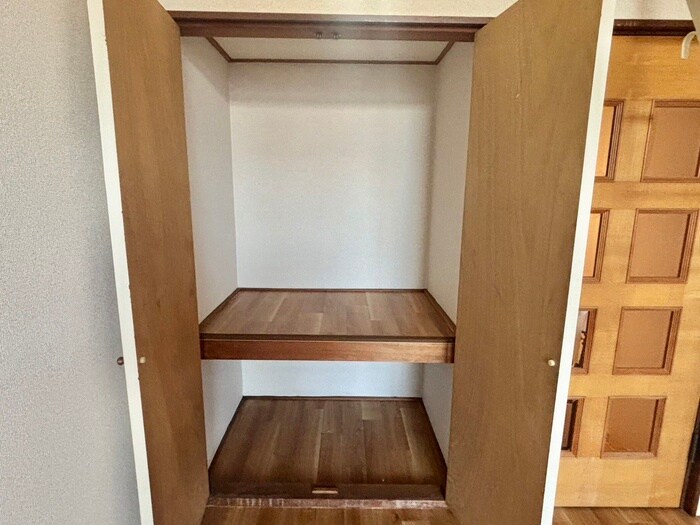 物件内観写真10　(収納)