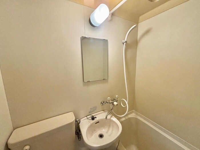 物件内観写真16　(洗面)