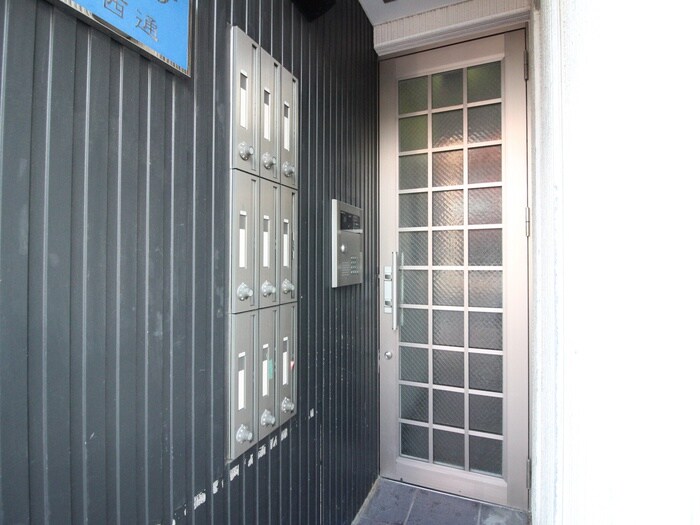 物件外観写真3　(建物設備)