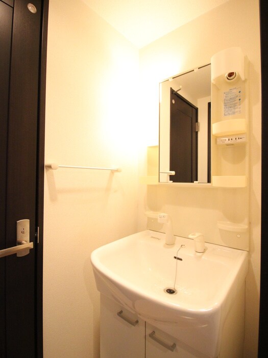 物件内観写真11　(洗面)