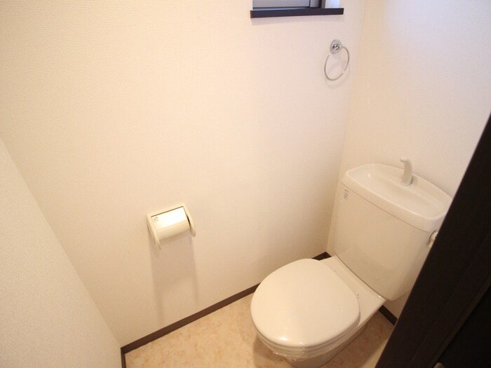 物件内観写真14　(トイレ)