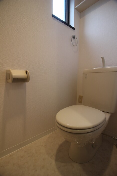 物件内観写真15　(トイレ)