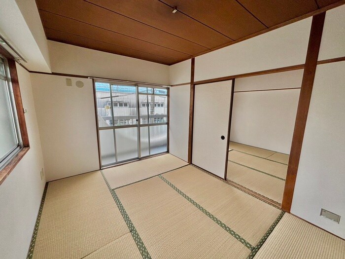 物件内観写真8　(居室)