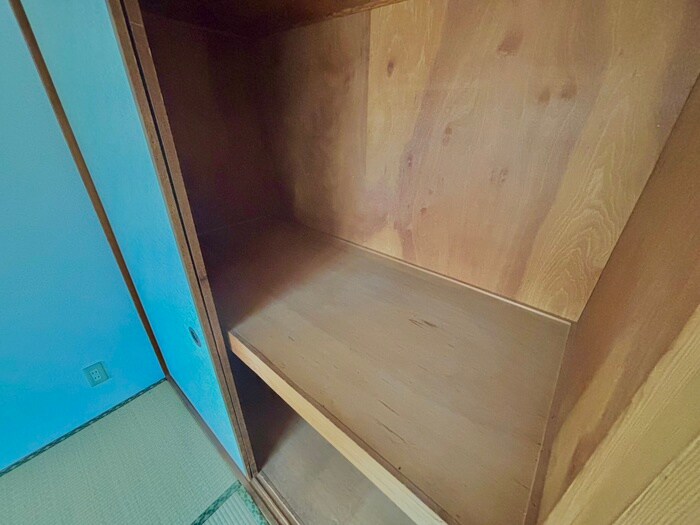 物件内観写真12　(収納)