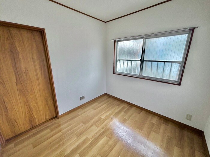 物件内観写真13　(居室)