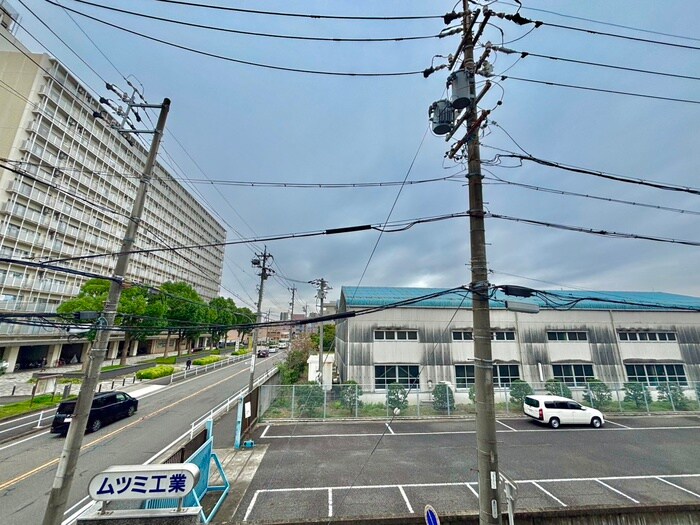 物件内観写真22　(室内からの展望)