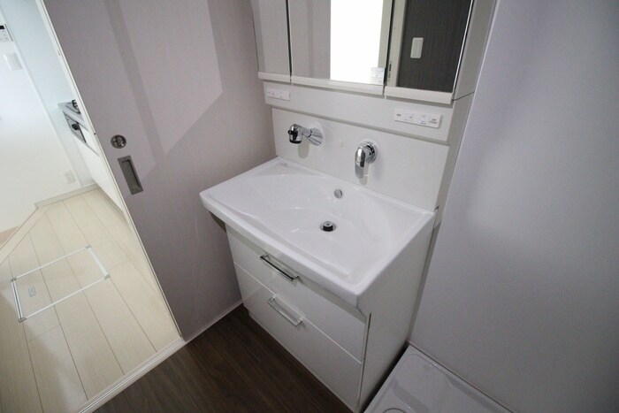 物件内観写真17　(洗面)
