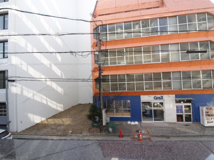 物件内観写真14　(室内からの展望)