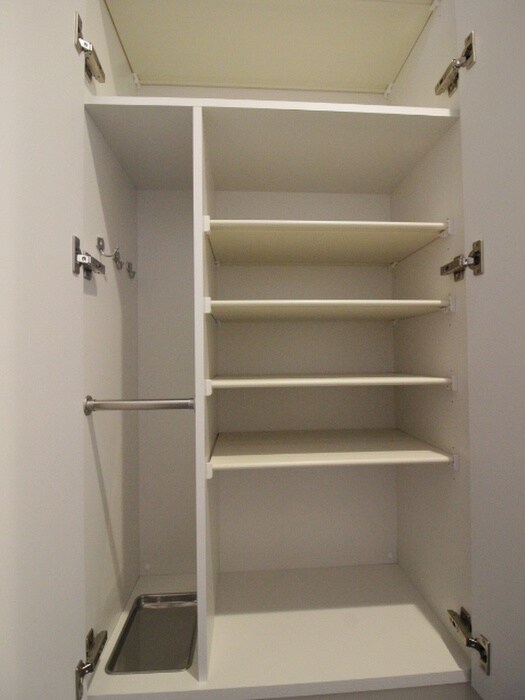 物件内観写真18　(靴箱)