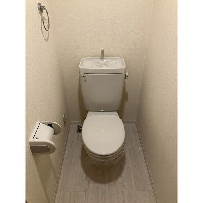 物件内観写真13　(トイレ)