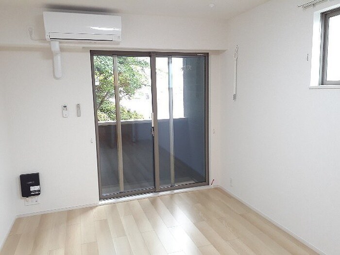 物件内観写真5　(居室)