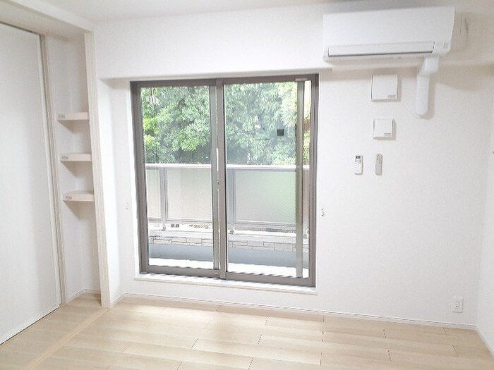 物件内観写真5　(居室)