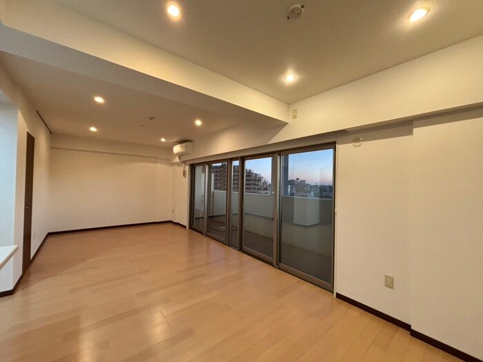 物件内観写真11　(居室)