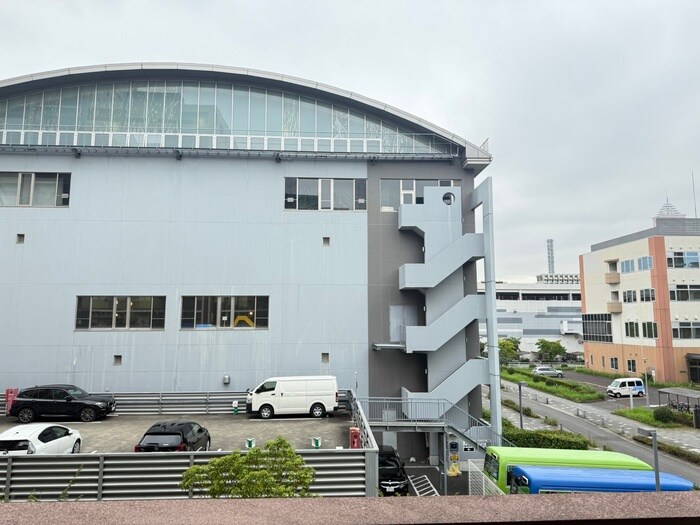 物件内観写真15　(室内からの展望)