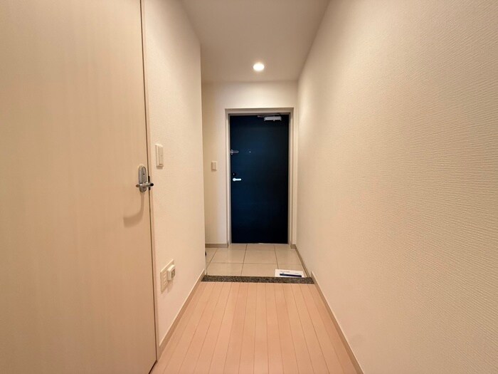 物件内観写真19　(廊下)