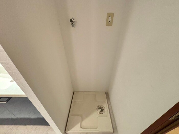 物件内観写真19　(洗濯機置場)