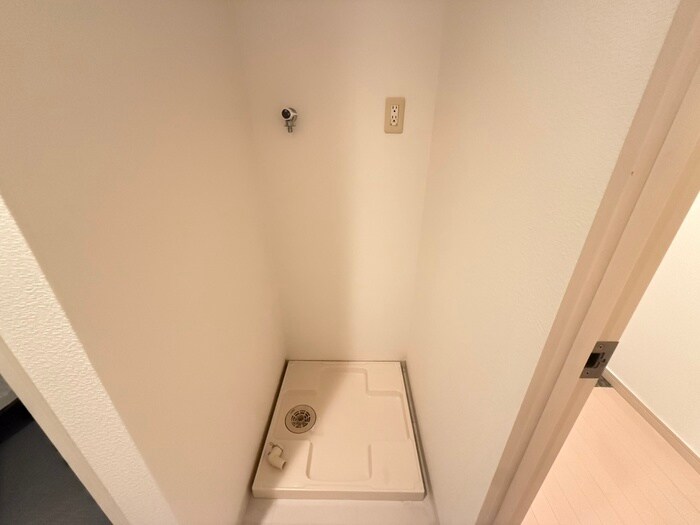 物件内観写真20　(洗濯機置場)