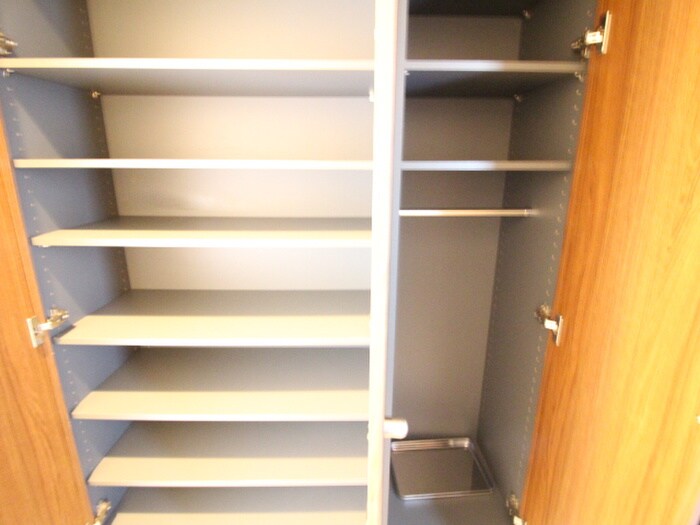 物件内観写真21　(靴箱)