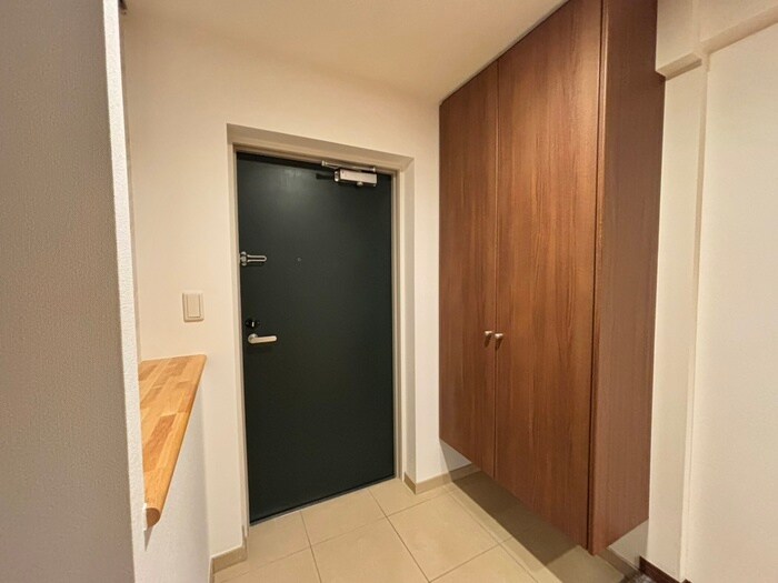 物件内観写真22　(玄関)