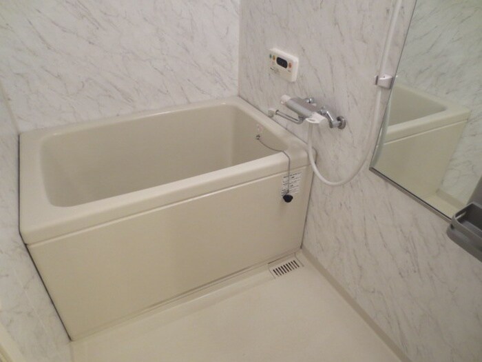 物件内観写真12　(バス／シャワールーム等)