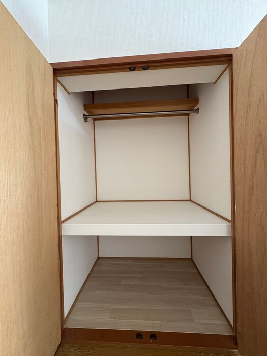 物件内観写真11　(収納)