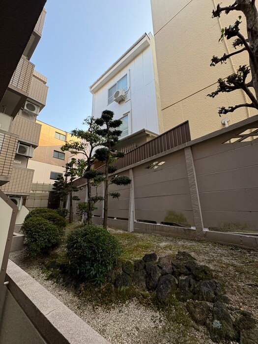 物件内観写真14　(室内からの展望)