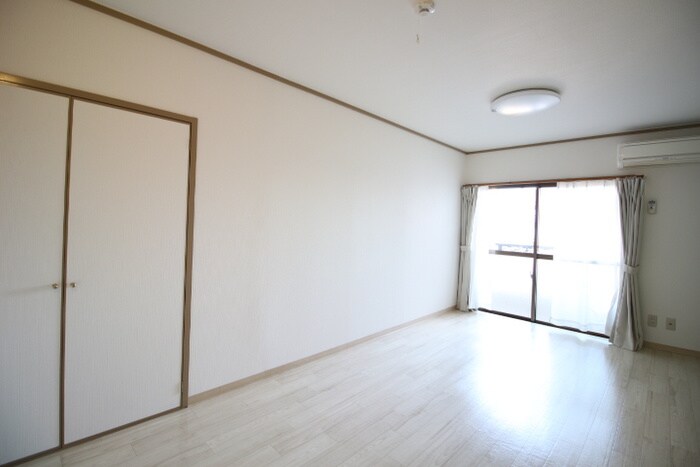 物件内観写真14　(居室)