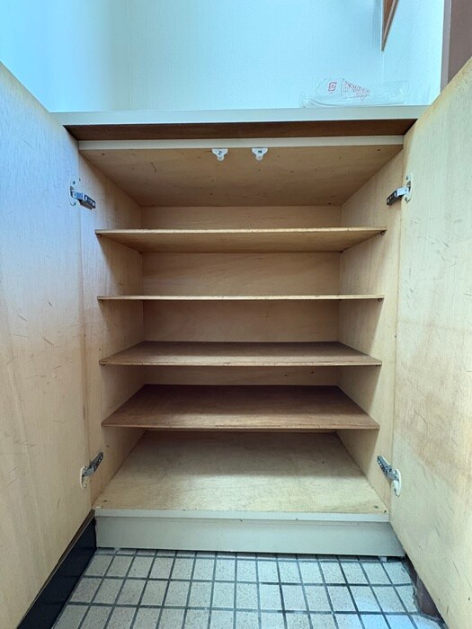 物件内観写真16　(靴箱)