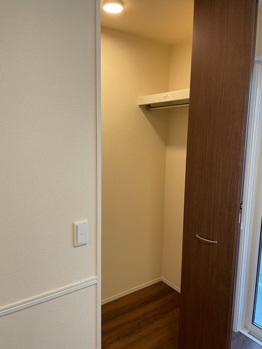 物件内観写真10　(収納)