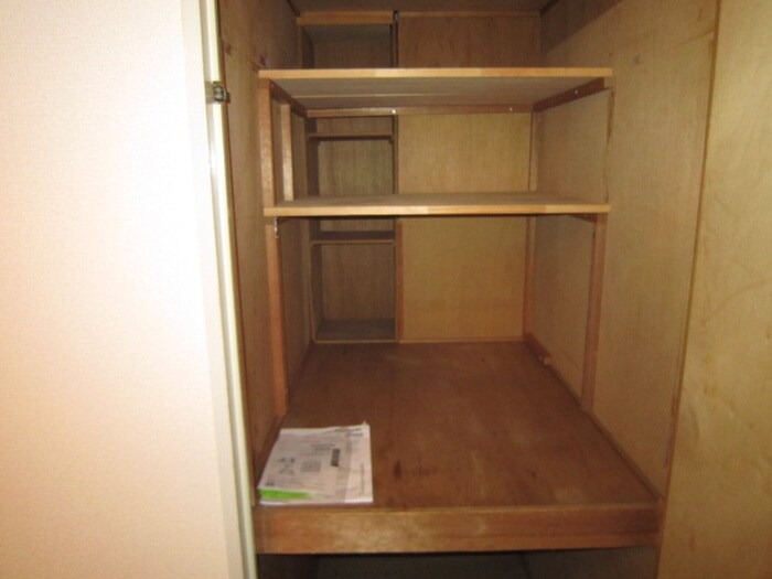 物件内観写真11　(収納)