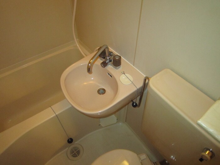 物件内観写真11　(洗面)