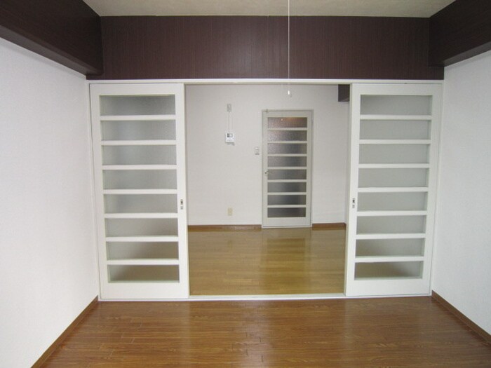 物件内観写真13　(居室)