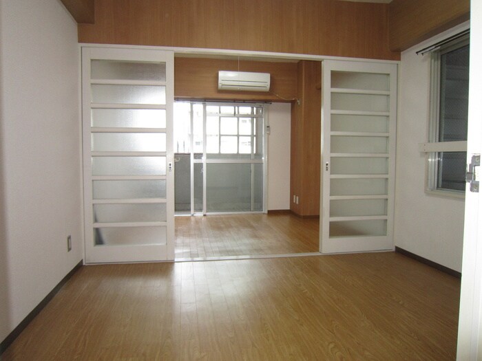 物件内観写真13　(居室)