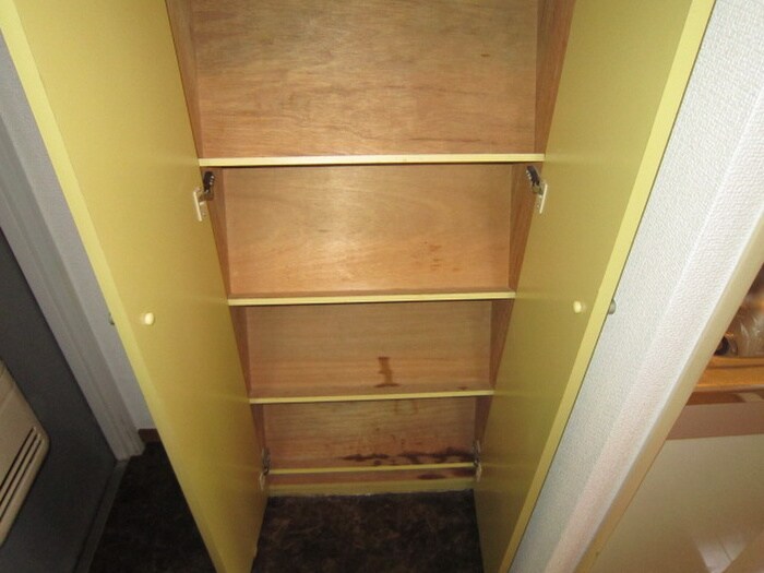 物件内観写真16　(靴箱)