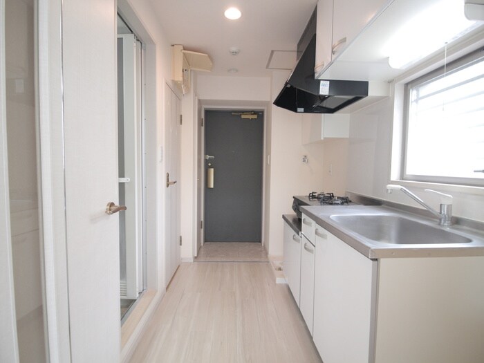 物件内観写真9　(廊下)