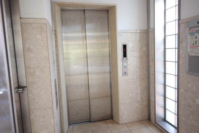 物件外観写真6　(建物設備)