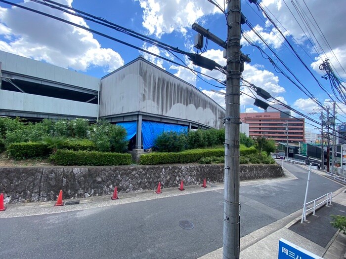 物件内観写真21　(室内からの展望)