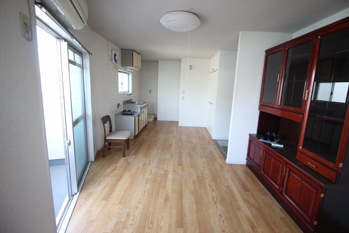 物件内観写真7　(居室)