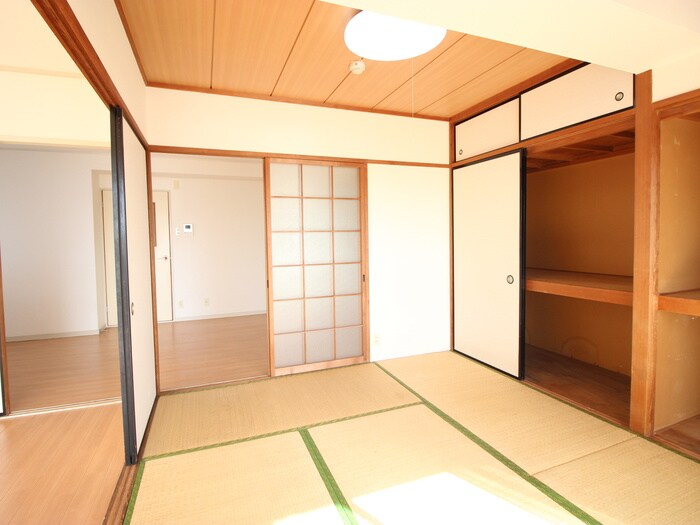 物件内観写真9　(居室)