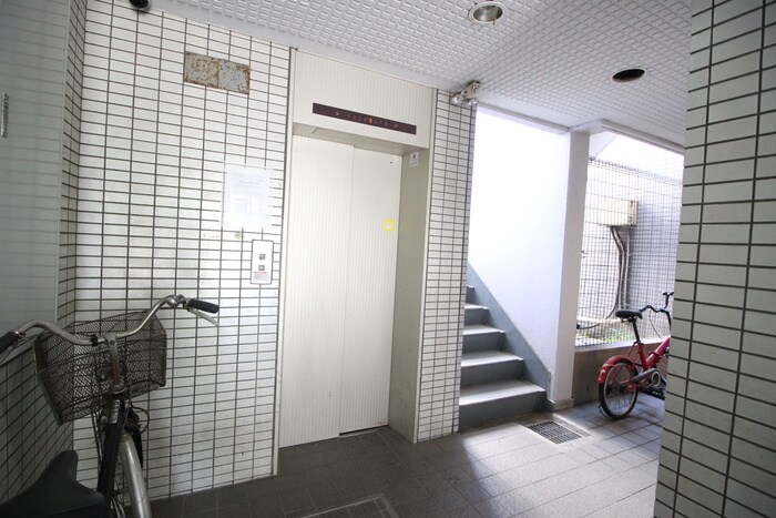 物件外観写真4　(建物設備)