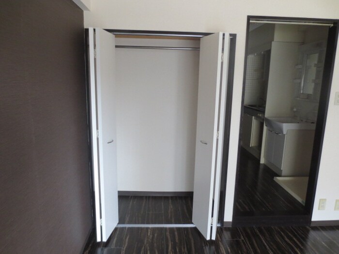 物件内観写真15　(収納)