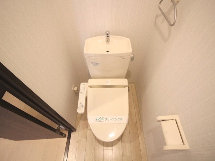 物件内観写真14　(トイレ)