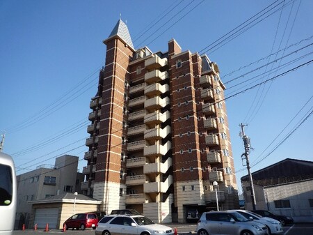 コメルス５外観写真