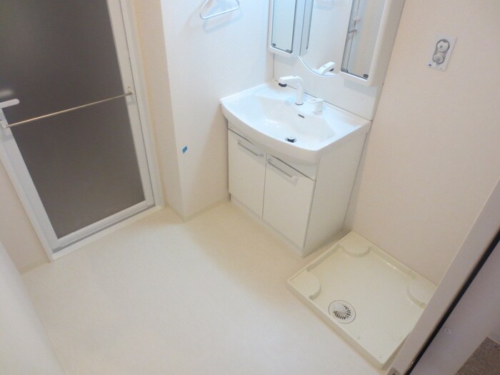 物件内観写真12　(洗面)