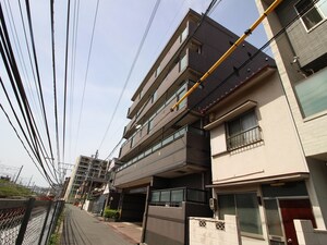 クレセ－ル名駅外観写真